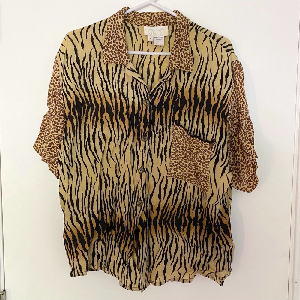 VINTAGE Cache Cheetah Leopard Print Cropped Button Down Blouse